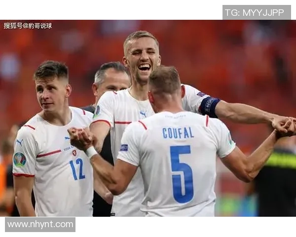 捷克2-0淘汰丹麦，重现欧洲赛场的荣耀时刻